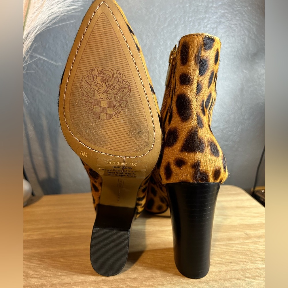Vincent Camuto Leopard Print/Cow Hair Ankle Boots~Pointed Toe~Block Heel - Picture 4 of 10